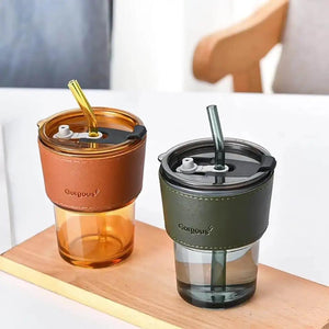 2pcs Glass Drinking Cups with lid & straw